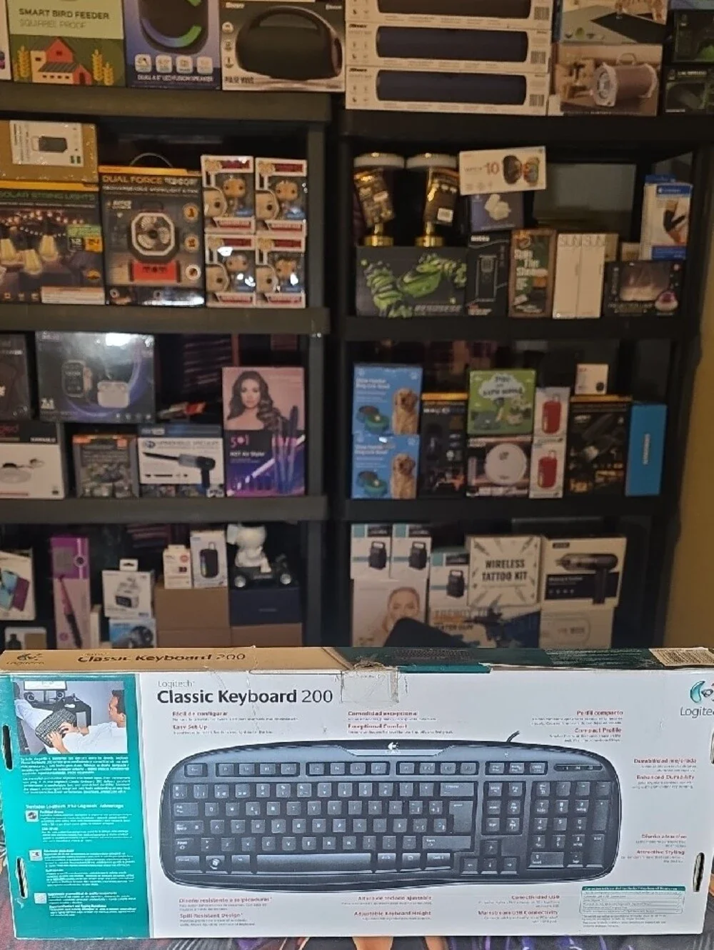 Logitech Classic Keyboard 200 Black and Teal Retail Box